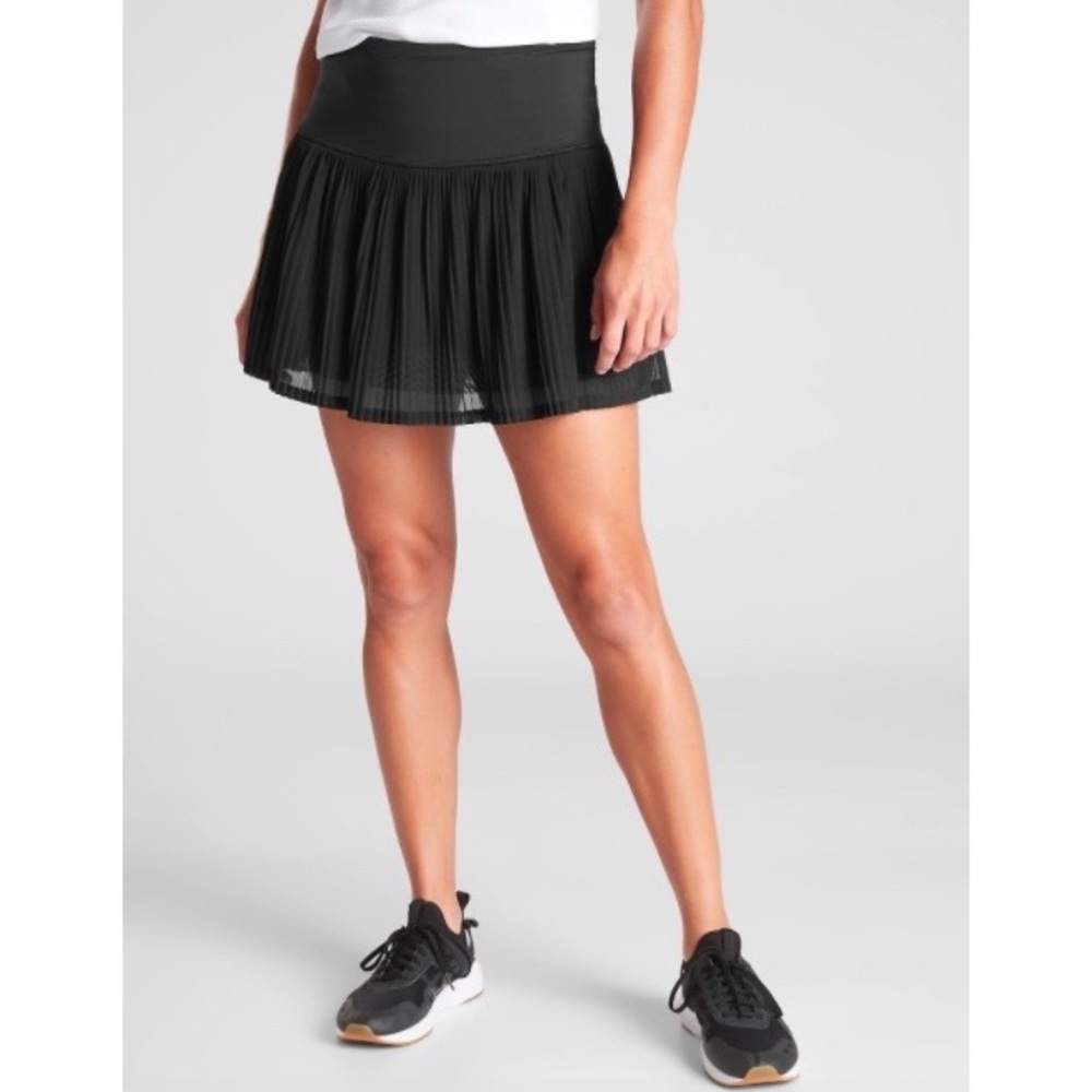 Athleta A Game Mesh Skort 13.5” Black
